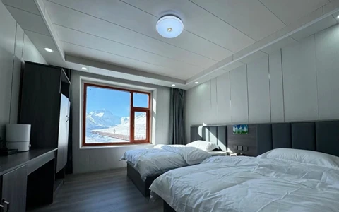 Rongbu Hotel